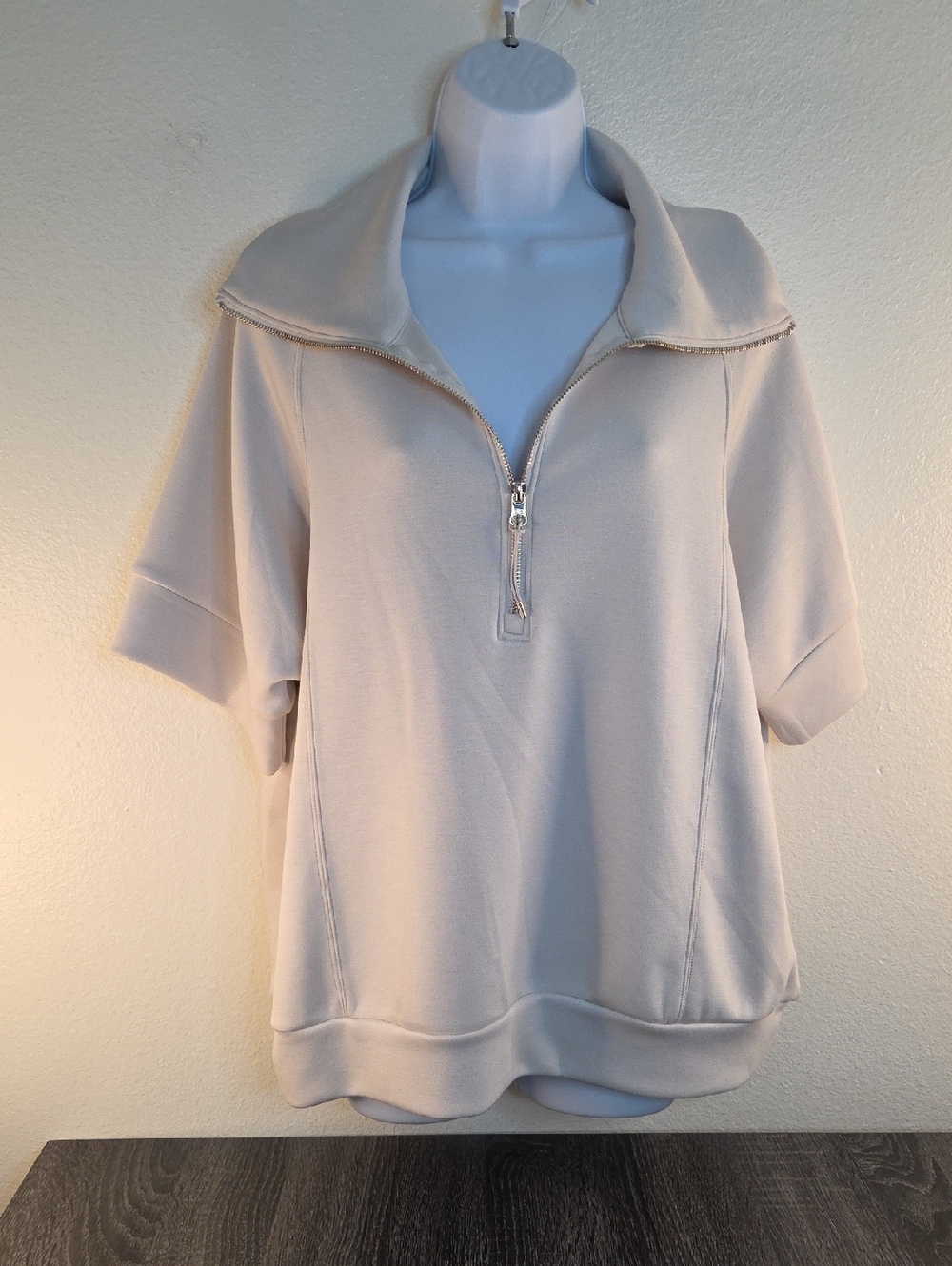 ELIE TAHARI Cream 1/4 Sleeve Zip Pullover Womens 1X NWT $58